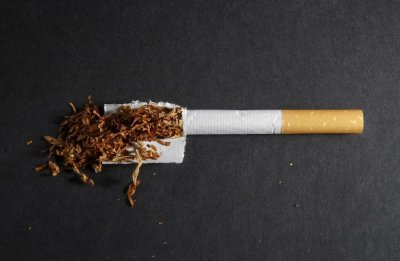 烟是由哪些东西组成的，香烟三纸一棒你了解多少？