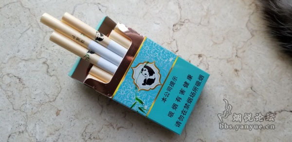 云烟小熊猫香烟品鉴