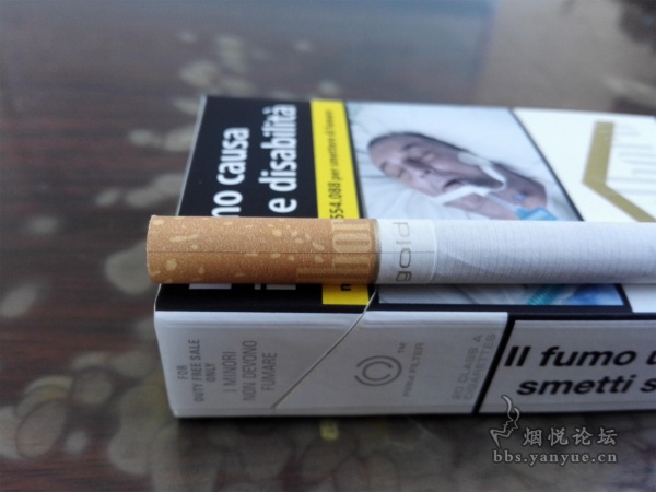 意大利万宝路香烟（LA码硬白金）评测：整体满足感也符合欧式标准