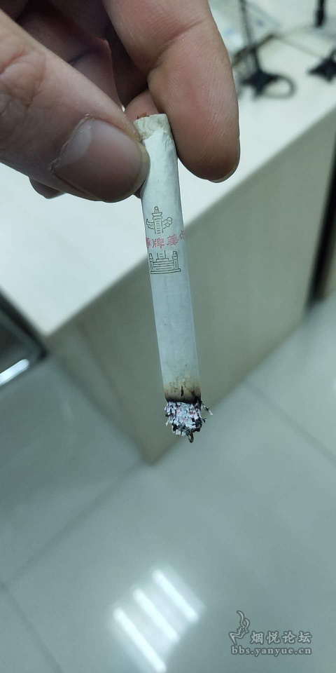 复古中华烟 罐装中华 50年纪念款中华香烟图片