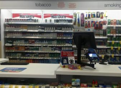 美国两大连锁药店宣布将购烟最低年龄提高至21岁