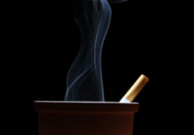 英国最大电子烟零售商VPZ介入戒烟行动