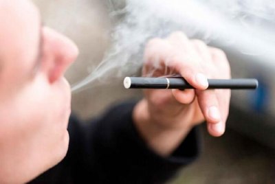 哈萨克斯坦卫生部呼吁公众慎重考虑使用电子香烟