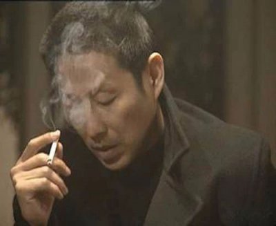 烟品体现人品：荧屏中那些吸烟的男人们