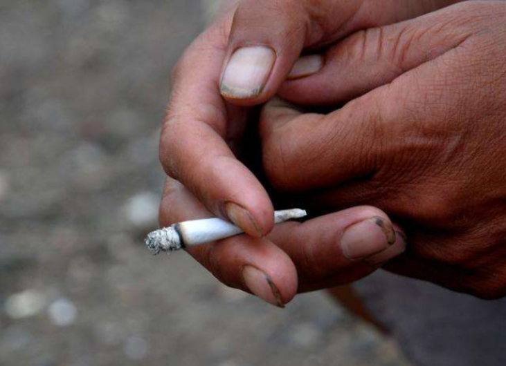 被漠视的烟民权利：烟民有没有吸烟的权利？应该不应该得到保障？