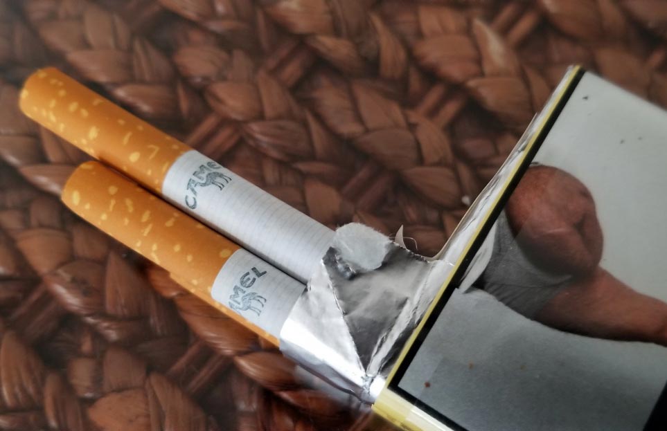 丹麦完税软包黄骆驼香烟（CAMEL）